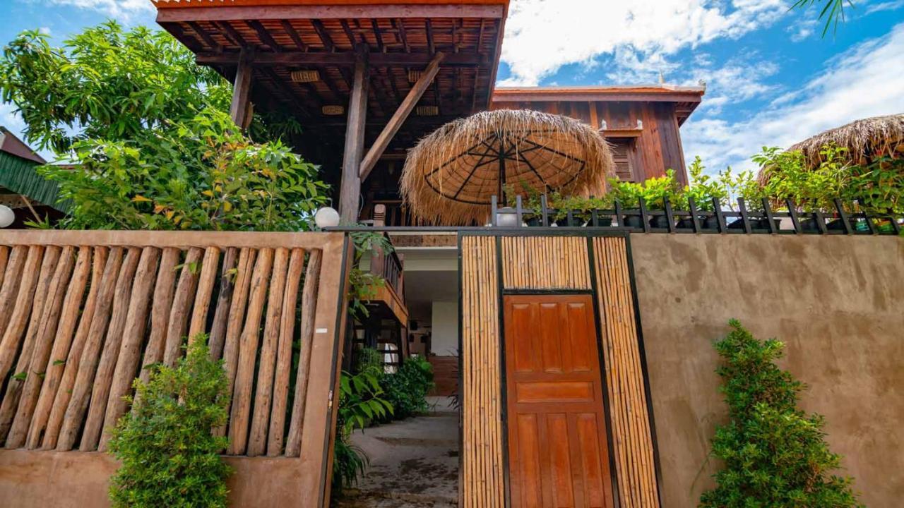 Hotel Mango Kesararam à Siem Reap Extérieur photo
